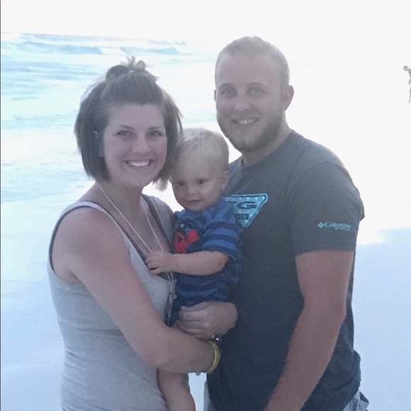 Meet your Posher, Carrie - Picture 1 of 1